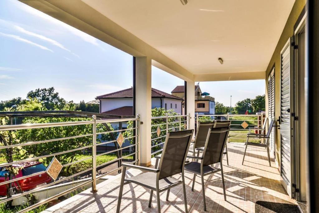 Apartments Lia-Jolie Umag Bagian luar foto